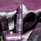 Amor Eterno Shifting Lip Balm — media-002