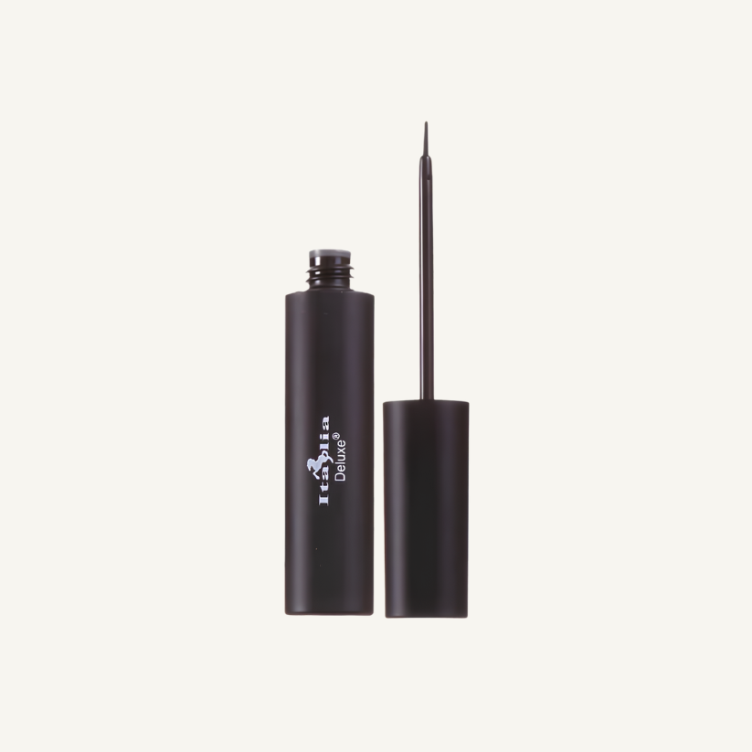 Classic Matte Liquid Eyeliner — media-001