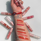 Fill-In Thirsty Colored Plumping Gloss — media-004